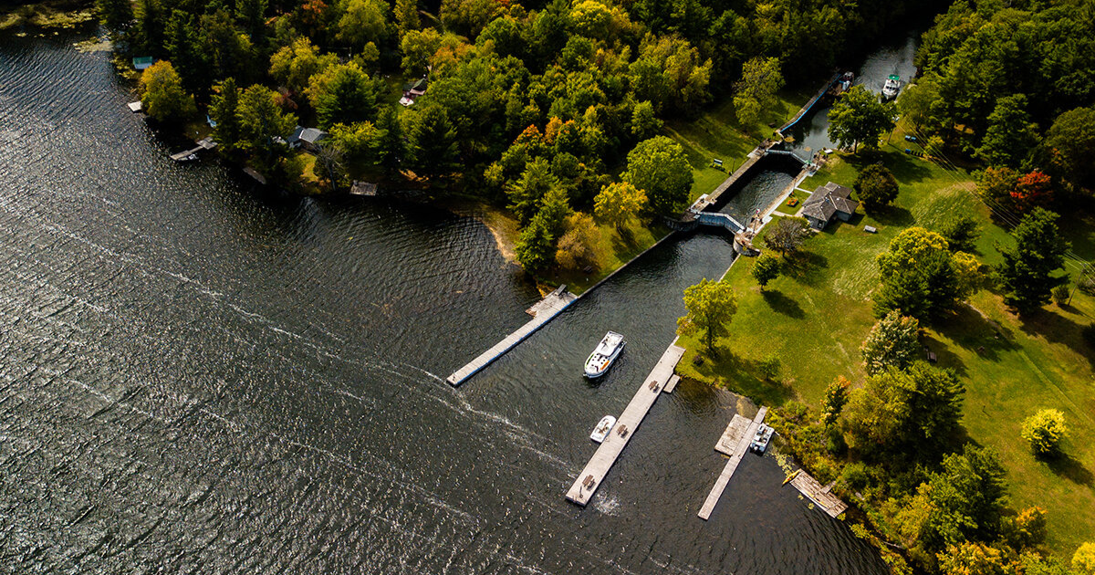 drone shot the rideau canal le boat