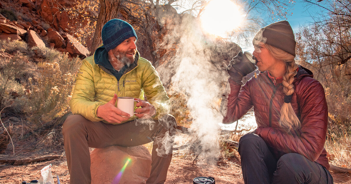 kristi and eric drinking coffee in utah early in the morning backpacking and hiking photography