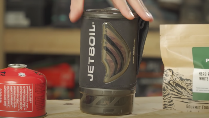 eric hanson holding jetboil explaining why he doesn't use it anymore