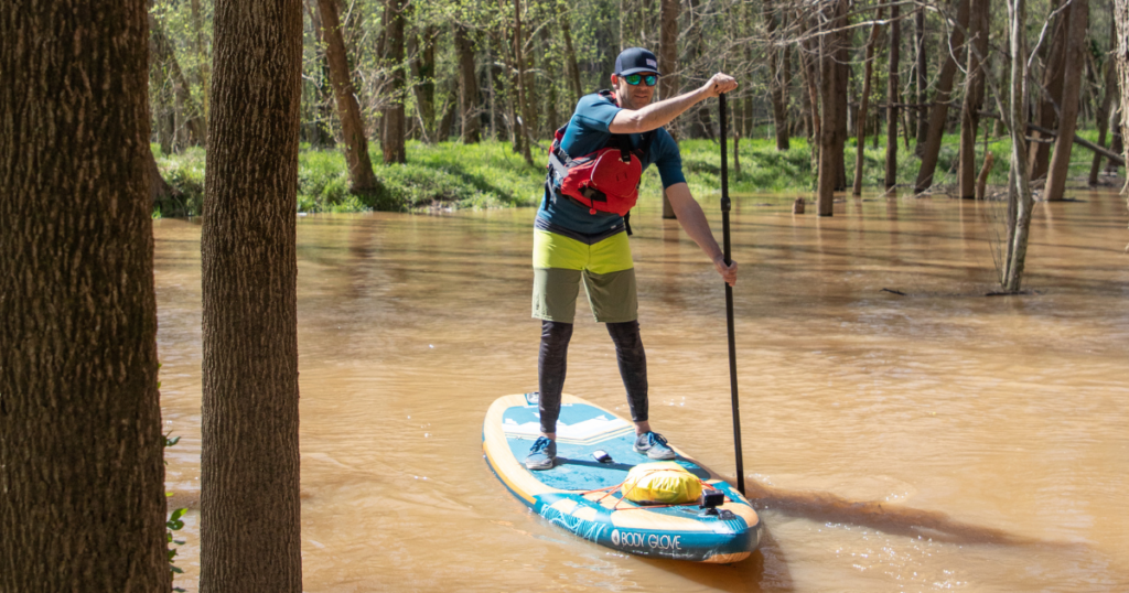 Paddle Board vs Kayak: Reasons SUP Is Better Than Kayaking