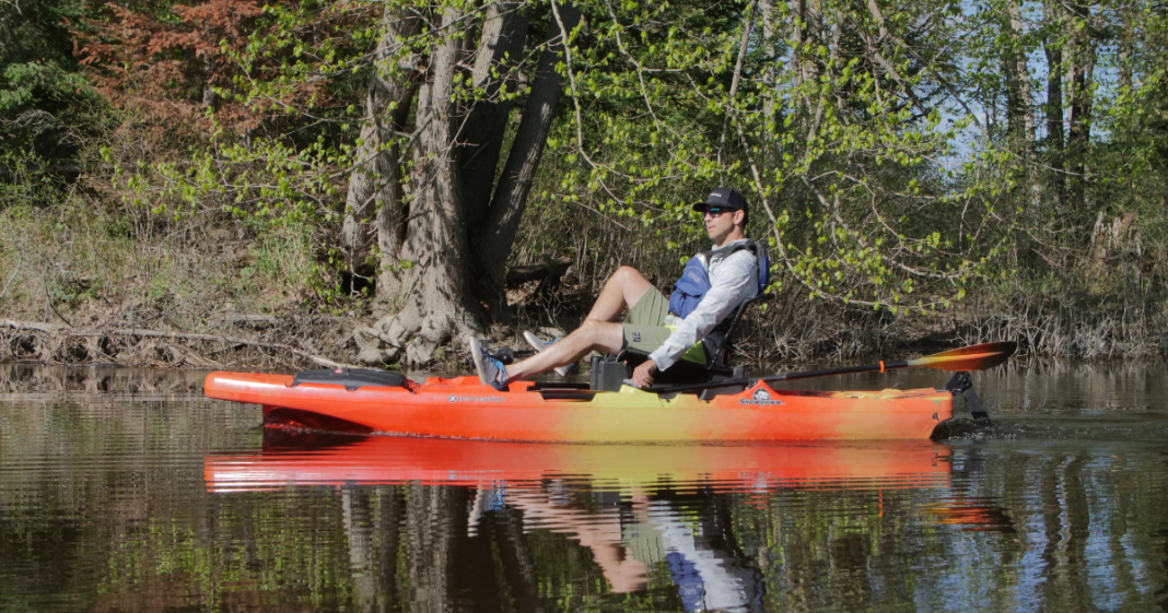 Perception Showdown 11.5 Kayak Review - Pedal Fishing Kayak - In4adventure