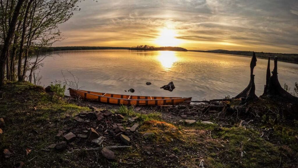 No toilets to be found ANYWHERE out here in the outdoors can be a problem that's easily solved.