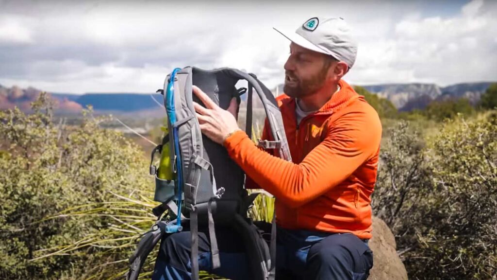 Coulee 20 day hiking packs