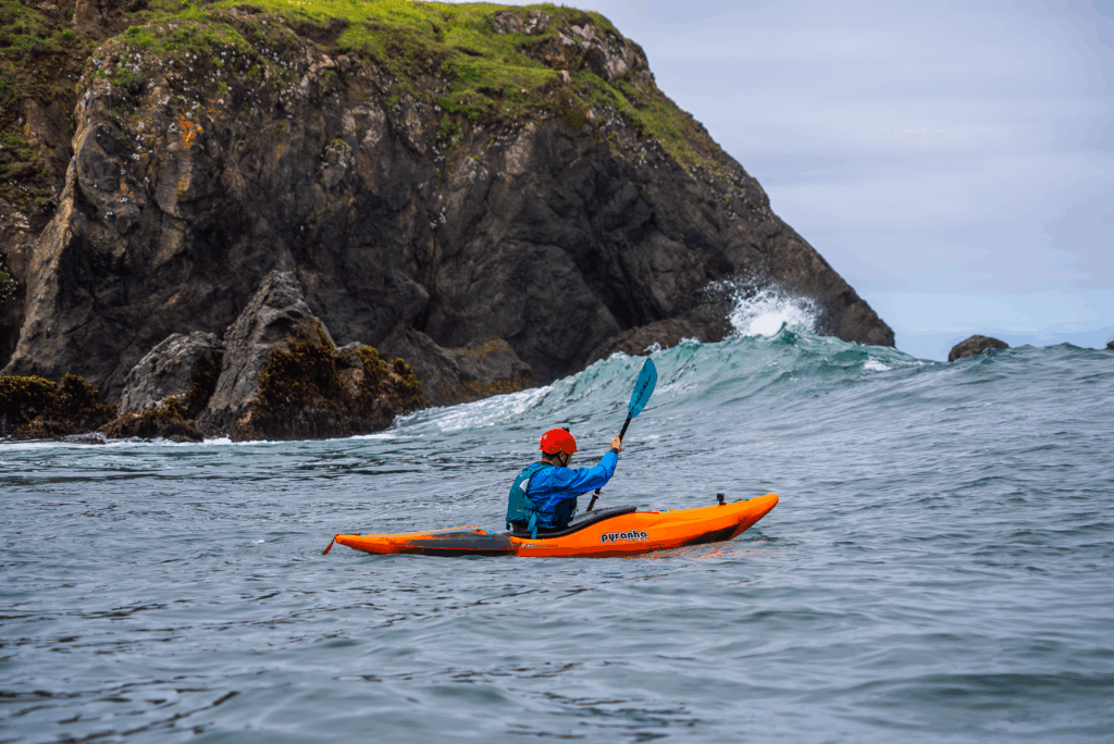 beginners kayakers, ken paddle stroke, pyranha kayak